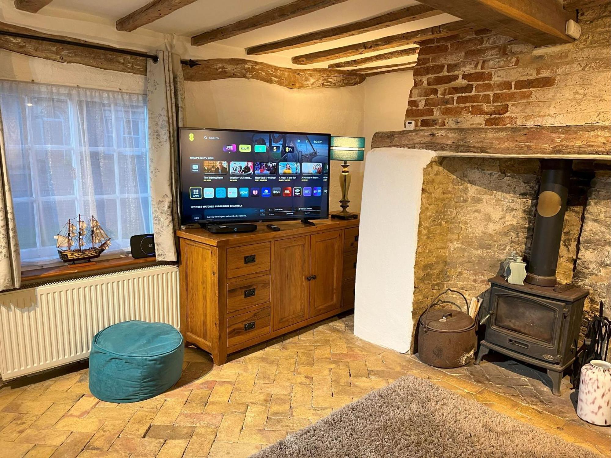 15Th Century Thatched Cottage Cambridge Exterior foto